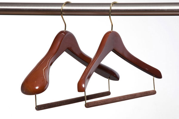 Móc treo áo vest bằng gỗ