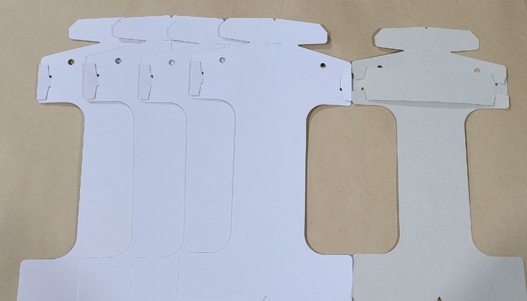 bìa lót lưng theo yêu cầu